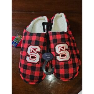 FOCO Mens NCAA NC State Wolfpack Logo Buffalo Plaid Sole Slippers Mens‎ 13-14